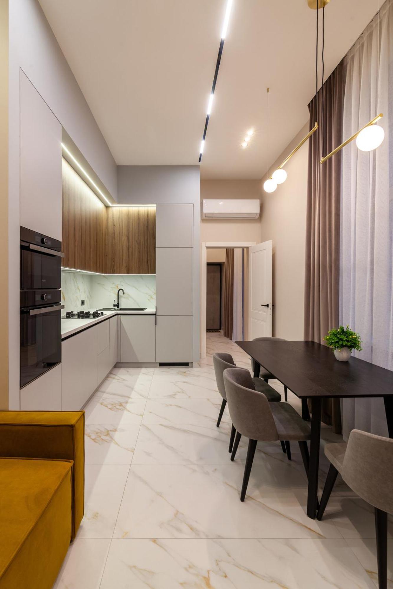 شقة Leogrand Jacuzzi On Malaniuka 2 إلفيف المظهر الخارجي الصورة